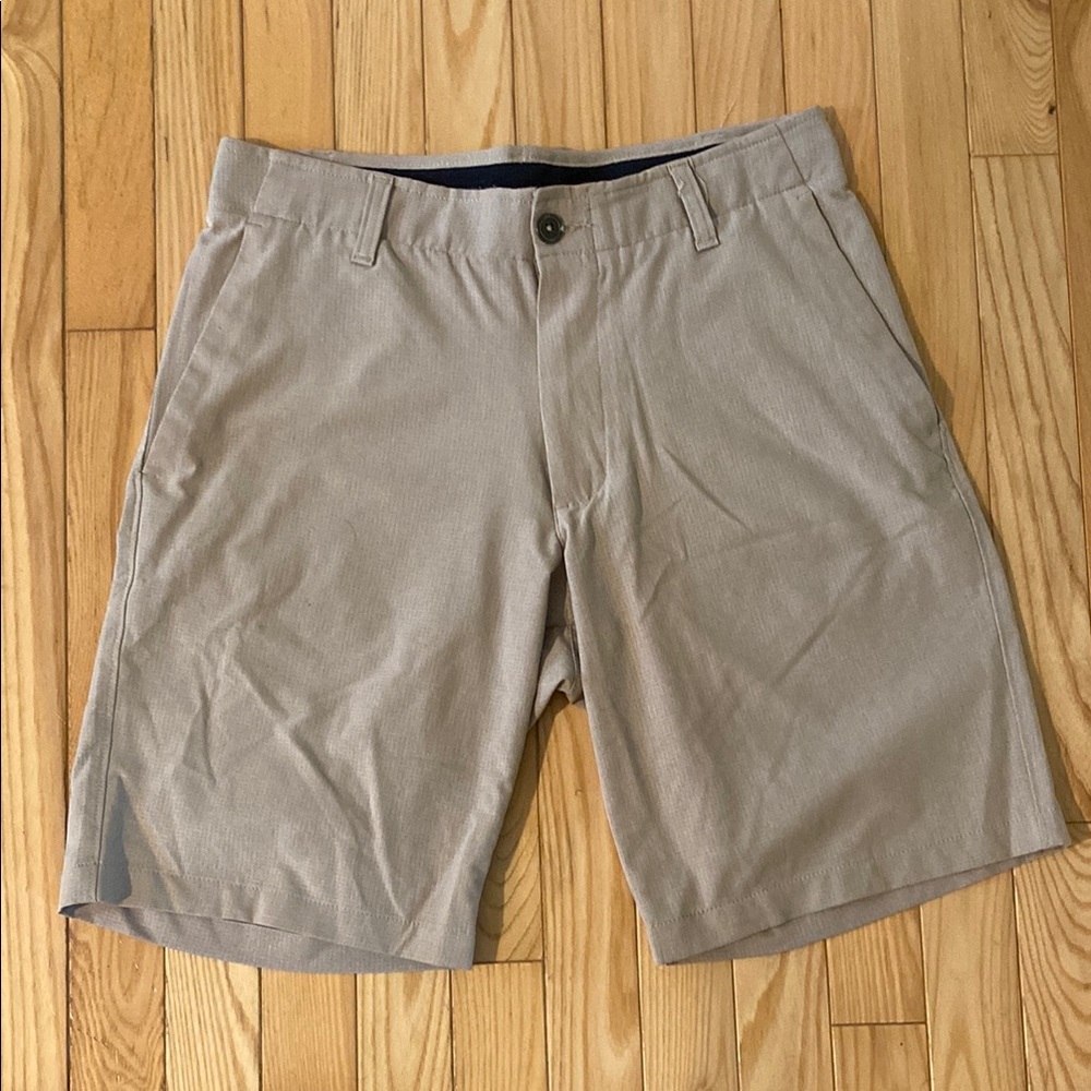 Under Armour Men's Tan Golf Shorts